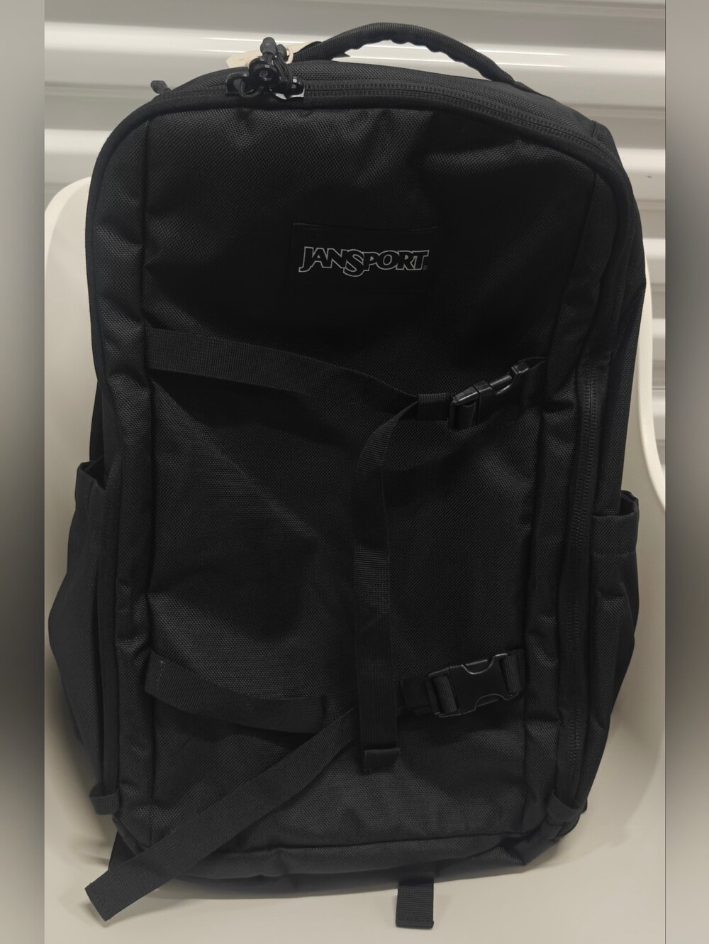 JanSport Venture Pack Travel Backpack Black Compression Straps Hip Belt